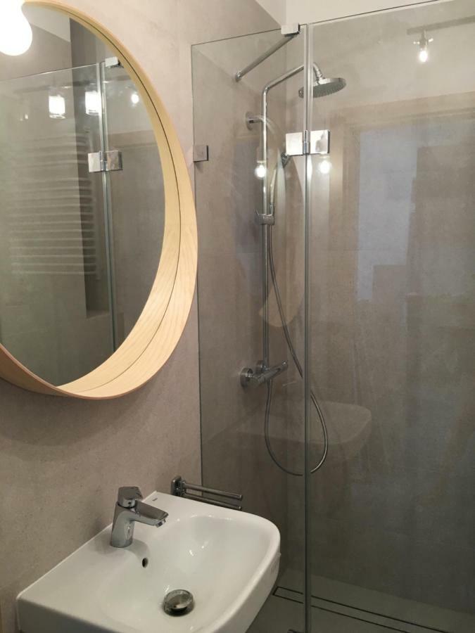 Shoq Studio Nice Apartment With Private Parking Cracovia Exterior foto