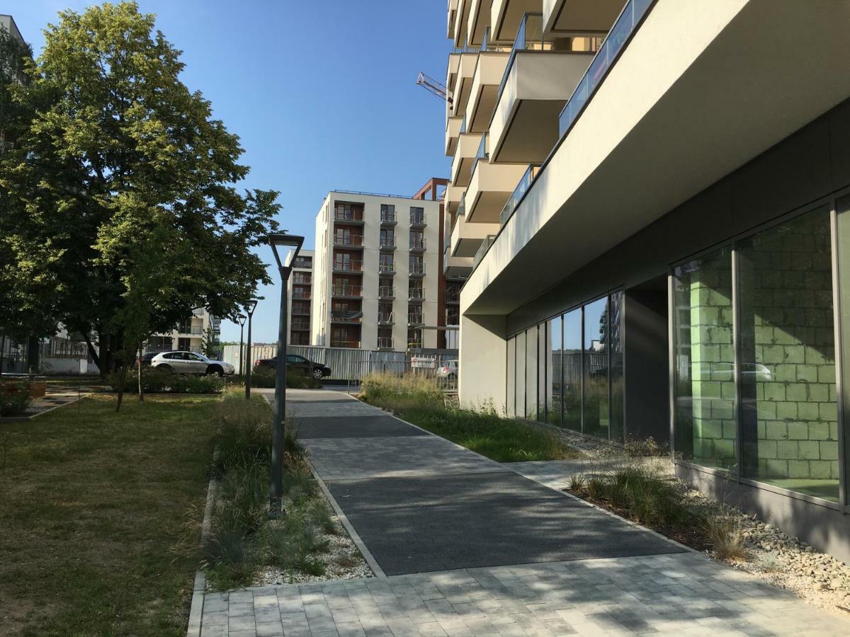 Shoq Studio Nice Apartment With Private Parking Cracovia Exterior foto